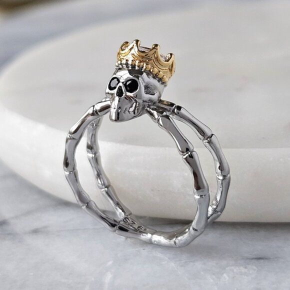 Skull crown ring, size 6, Charmed Aroma - Picture 10 of 10